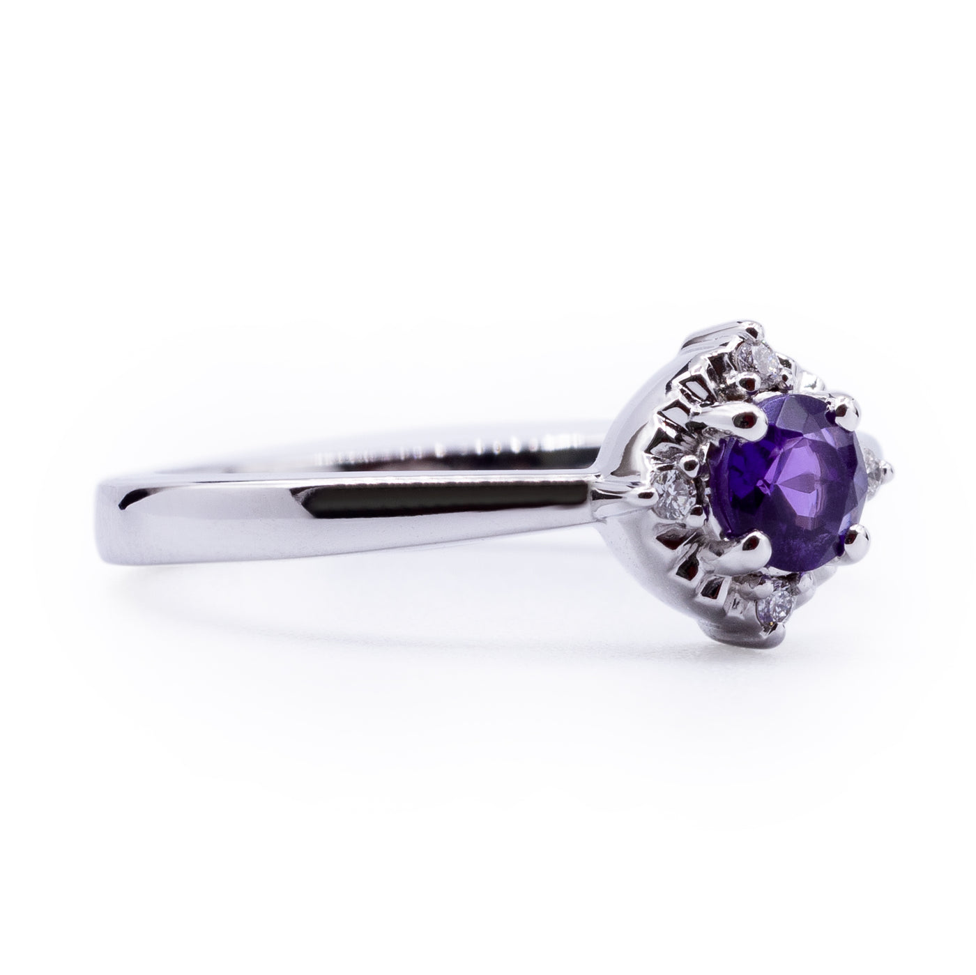 Round Amethyst Setting with Vintage Halo Ring