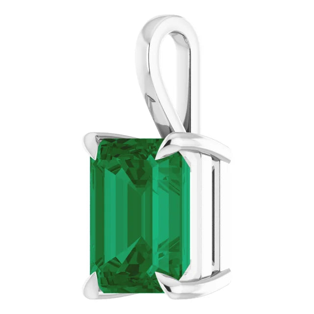 Emerald Center 4 Claw Prongs Pendant and Necklace