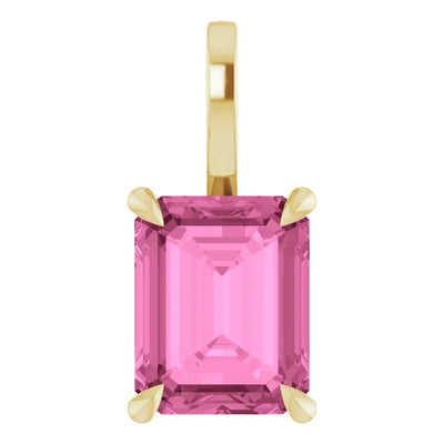 Emerald Center 4 Claw Prongs Pendant and Necklace