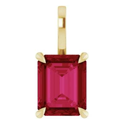 Emerald Center 4 Claw Prongs Pendant and Necklace