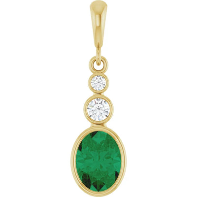 Oval and Round 3 Stone Dropped Pendant and Necklace