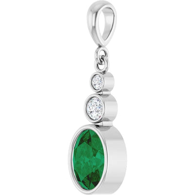 Oval and Round 3 Stone Dropped Pendant and Necklace