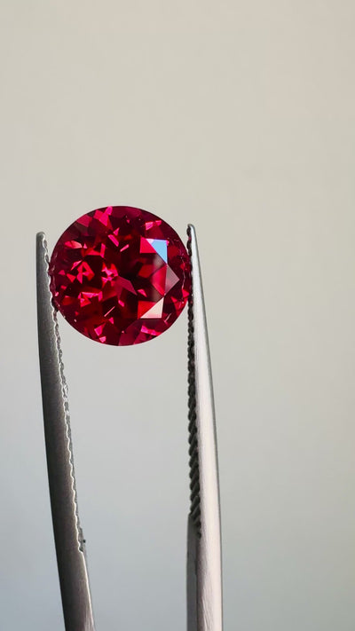 Round FAB Lab-Grown Padparadscha Sapphire Gems