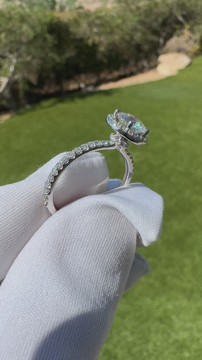 Round Center Stone Diamond Accent Ice Halo Collar Ring