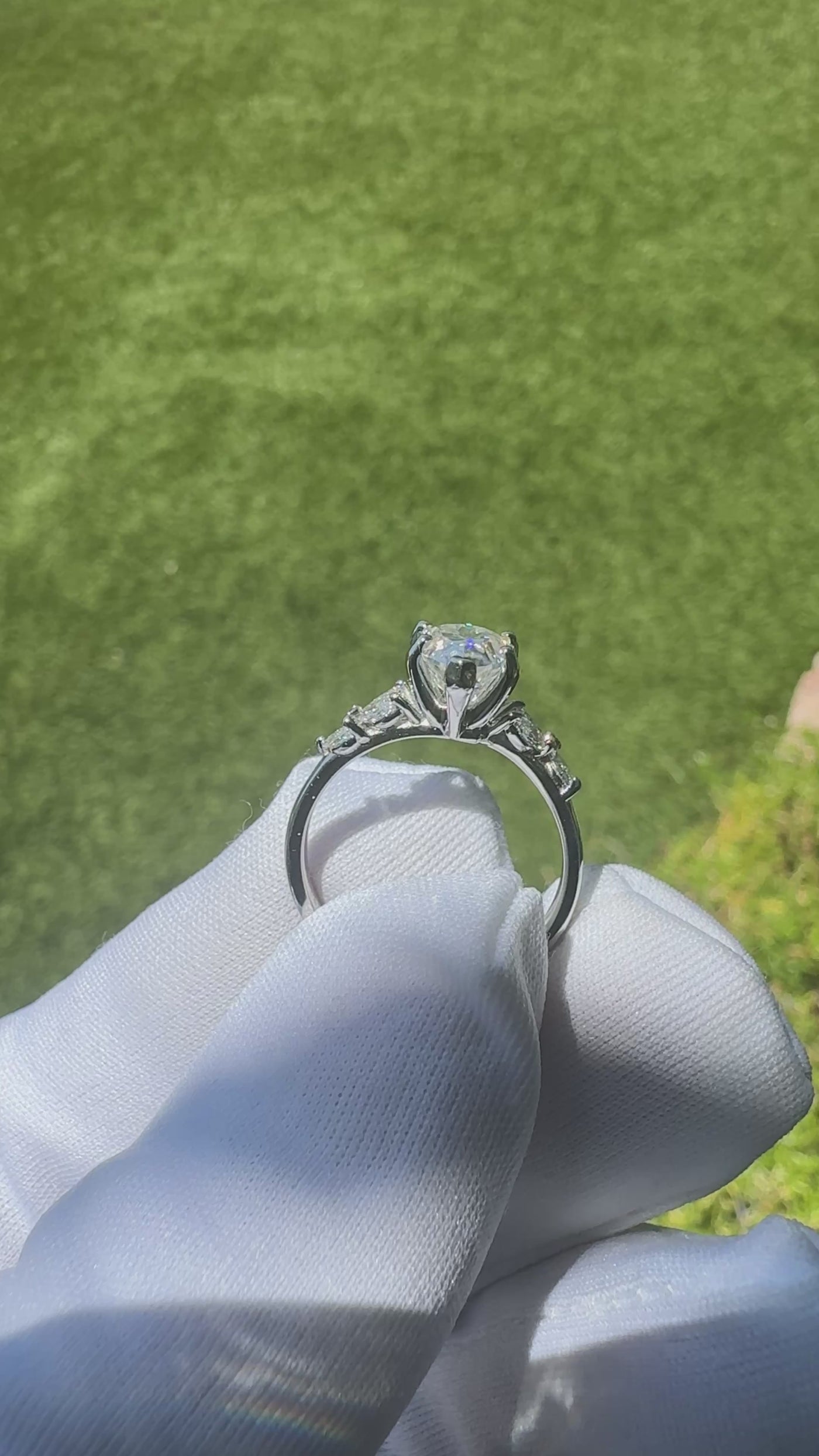 Sigrid Pear Moissanite 5 Prong Marquise Diamond Side Ring