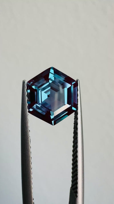 Hexagon FAB Lab-Grown Alexandrite Gems