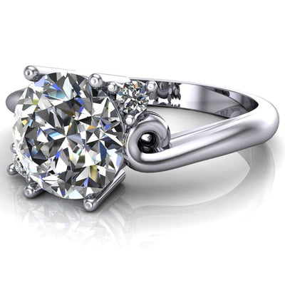 Peyton Round Moissanite 4 Prong Shoulder Setting Ring-Custom-Made Jewelry-Fire & Brilliance ®