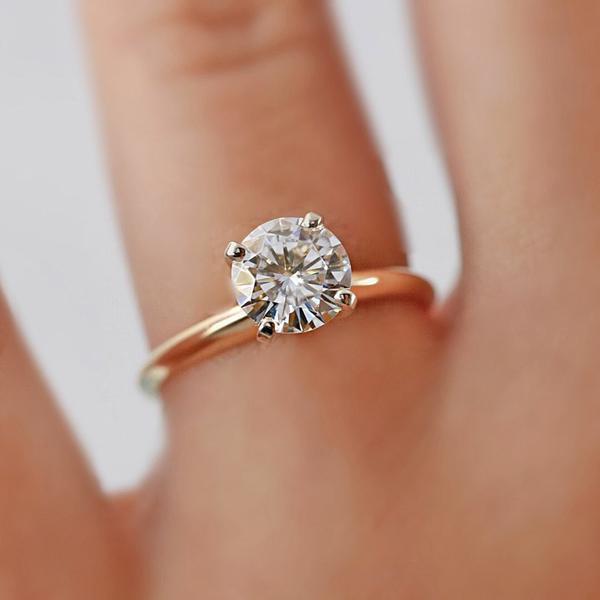 Round Center Stone 14K or 18K Two-Tone Yellow Gold Band and White