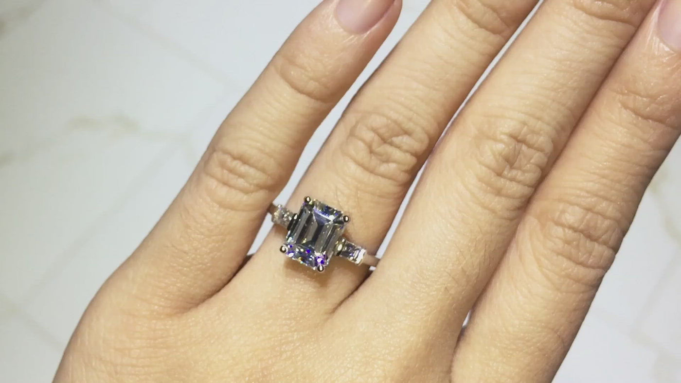 Soren Emerald Moissanite Classic And Timeless Double Baguette Diamond Sides Ring